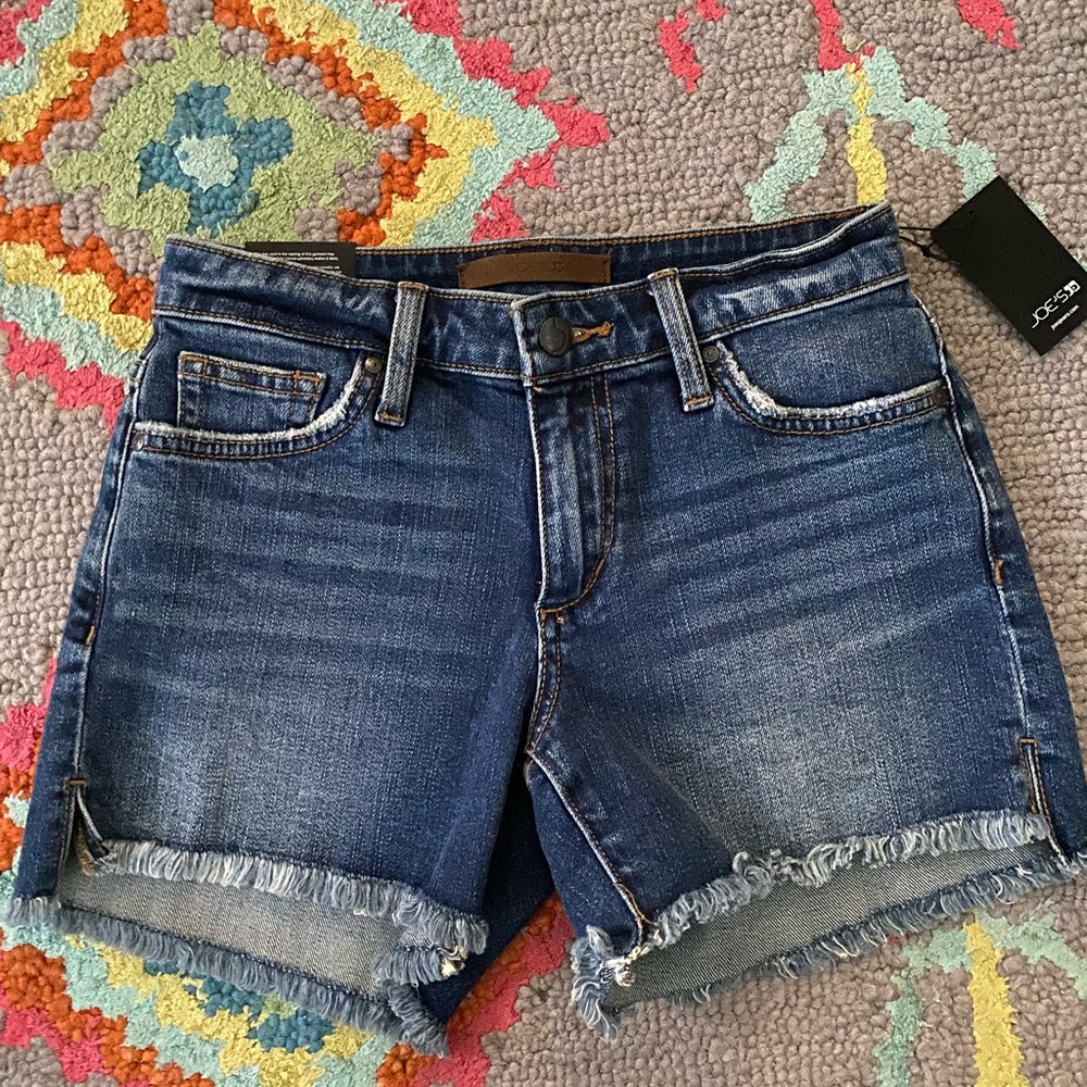 Joe’s Jeans cut off short